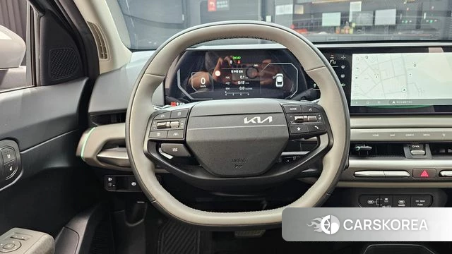 Kia EV4 2025 Серый из Кореи, фото 3