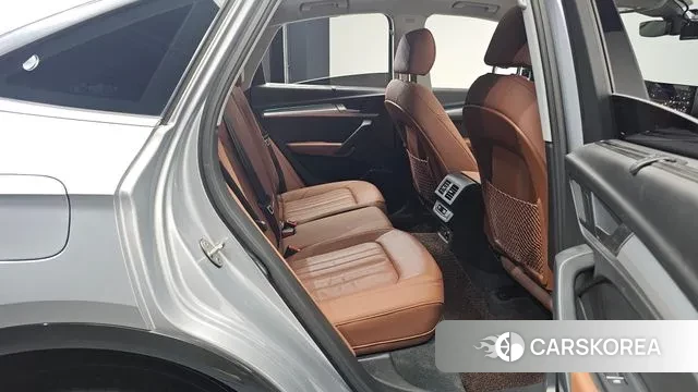 Audi Q5 (FY) 2022 Серебряный из Кореи, фото 3