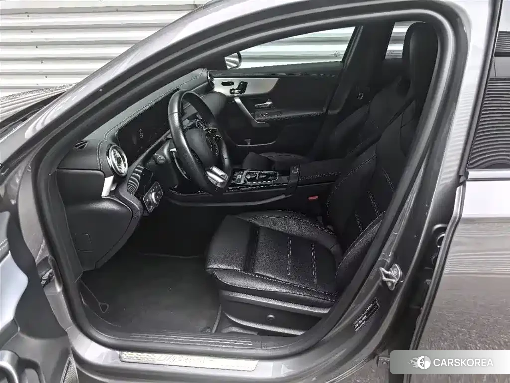 Mercedes-Benz A-class AMG 2025 Silver/gray из Китая, фото 3