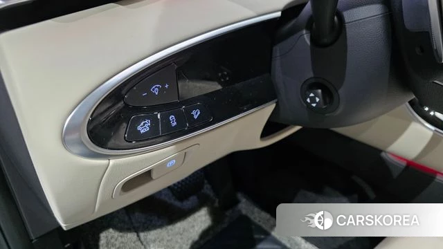 Genesis GV70 2024 Белый из Кореи, фото 3