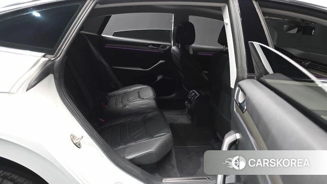 Volkswagen Arteon 2019 Белый из Кореи, фото 3
