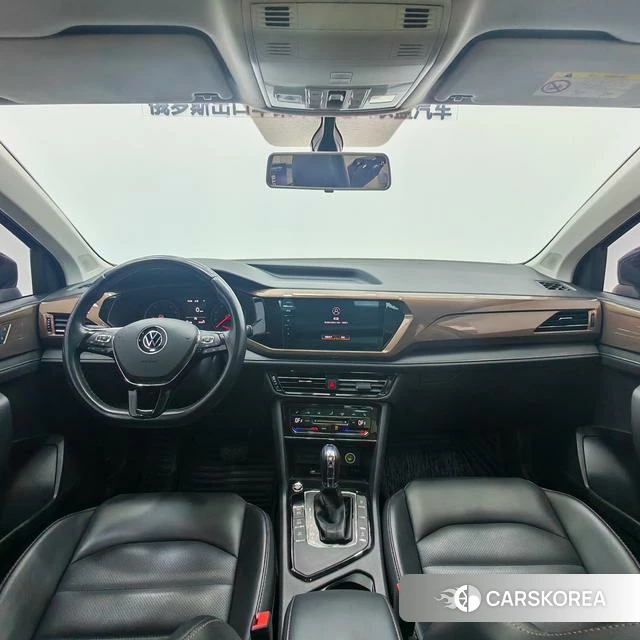 Volkswagen Tharu 2021 Темно-серый из Китая, фото 3
