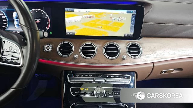 Mercedes-Benz E-Class W213 2020 Белый из Кореи, фото 3