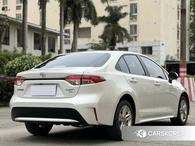 Toyota Levin 2021 Белый из Китая, фото 3
