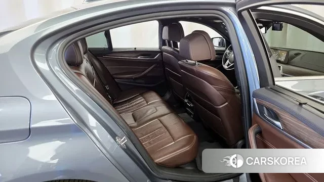 BMW 5 Series (G30) 2018 Серый из Кореи, фото 3