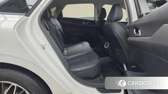 Kia K5 3rd generation 2021 Белый из Кореи, фото 3