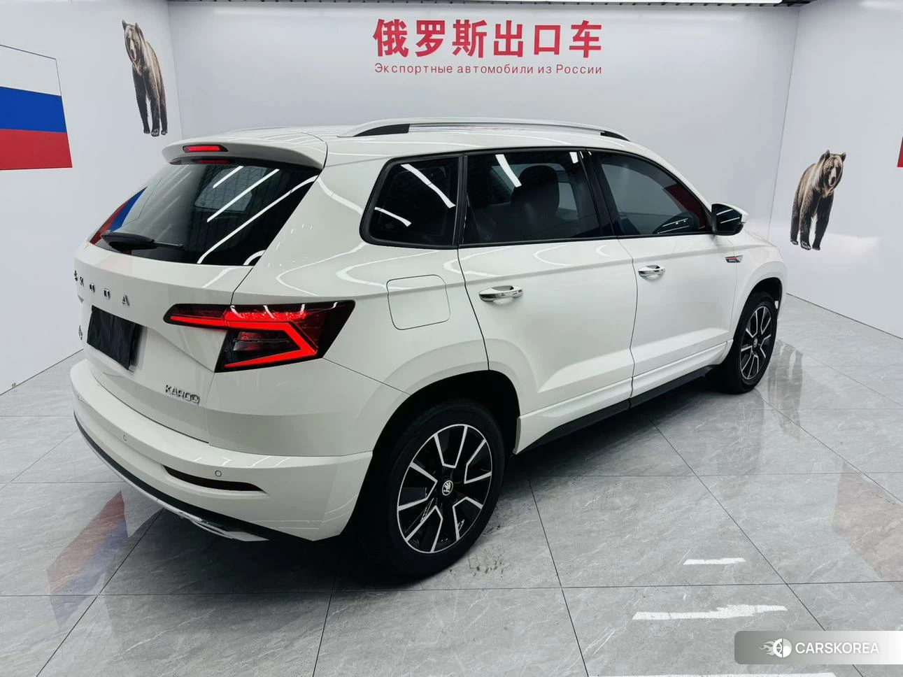Skoda Karoq 2023 Белый из Китая, фото 3