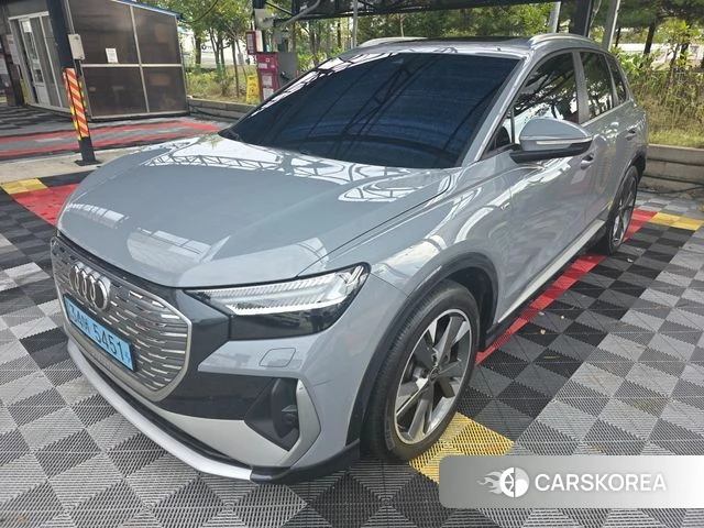 Audi Q4 e-Tron (F4) 2022 Небесно-голубой из Кореи, фото 3
