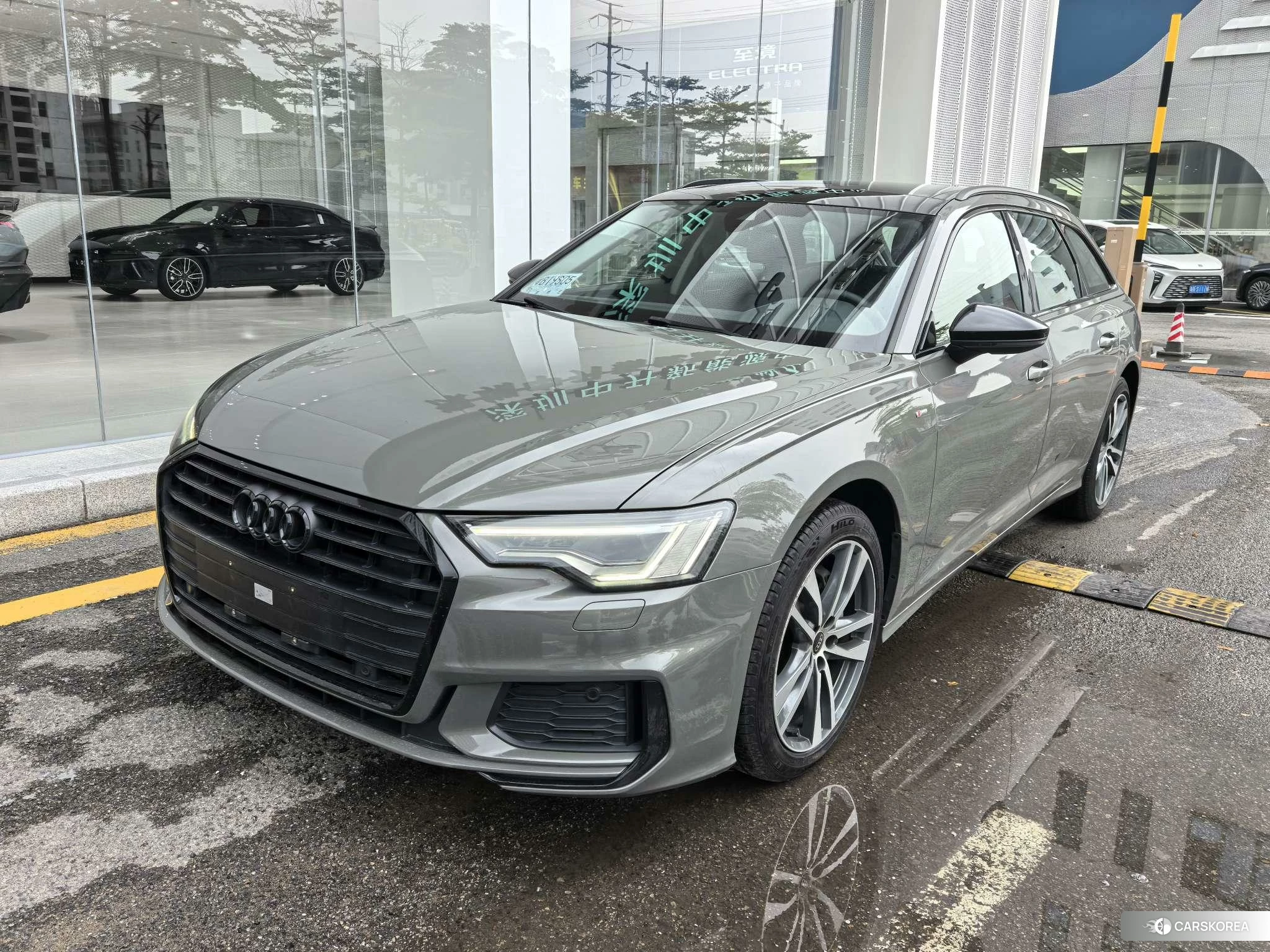 Audi A6 2021 Темно-серый из Китая, фото 3