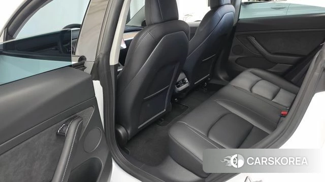 Tesla Model 3 2022 Белый из Кореи, фото 3