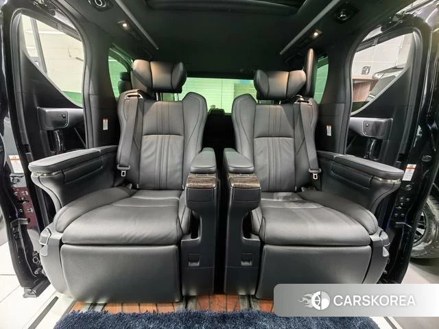 Toyota Vellfire 2022 Черный из Китая, фото 3