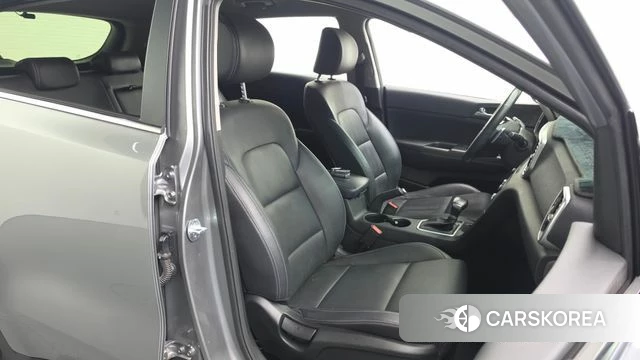 Kia Sportage The Bold 2020 Серый из Кореи, фото 3