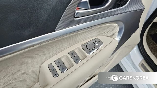 Genesis The New G70 2023 Белый из Кореи, фото 3