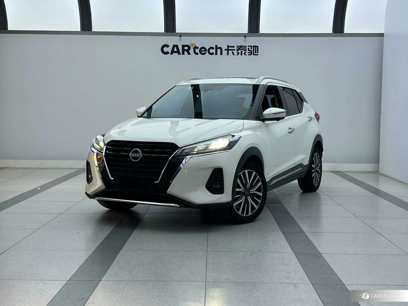 Nissan Kicks 2023 Белый из Китая, фото 3