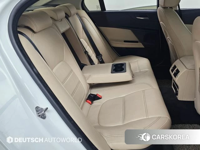 Jaguar XE 2018 Белый из Кореи, фото 3