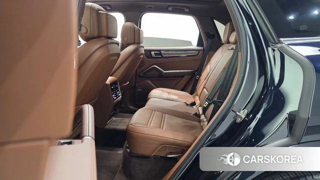 Porsche Cayenne (PO536) id 4937369 из Кореи 3