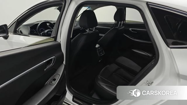 Hyundai Sonata (DN8) 2021 Белый из Кореи, фото 3