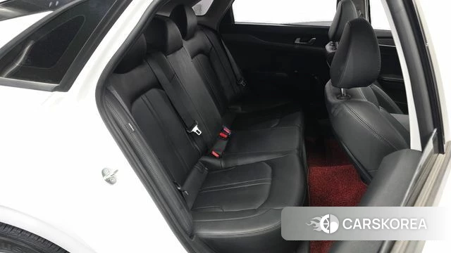 Kia K5 3rd generation 2023 Белый из Кореи, фото 3