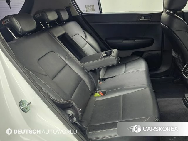 Kia Sportage 4th Generation 2018 Белый из Кореи, фото 3