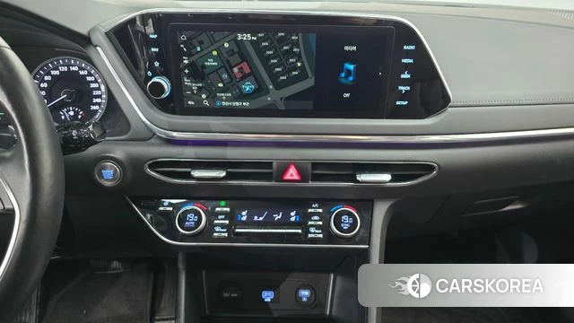 Hyundai Sonata (DN8) 2022 Серый из Кореи, фото 3