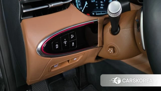 Genesis GV70 2022 Черный из Кореи, фото 3