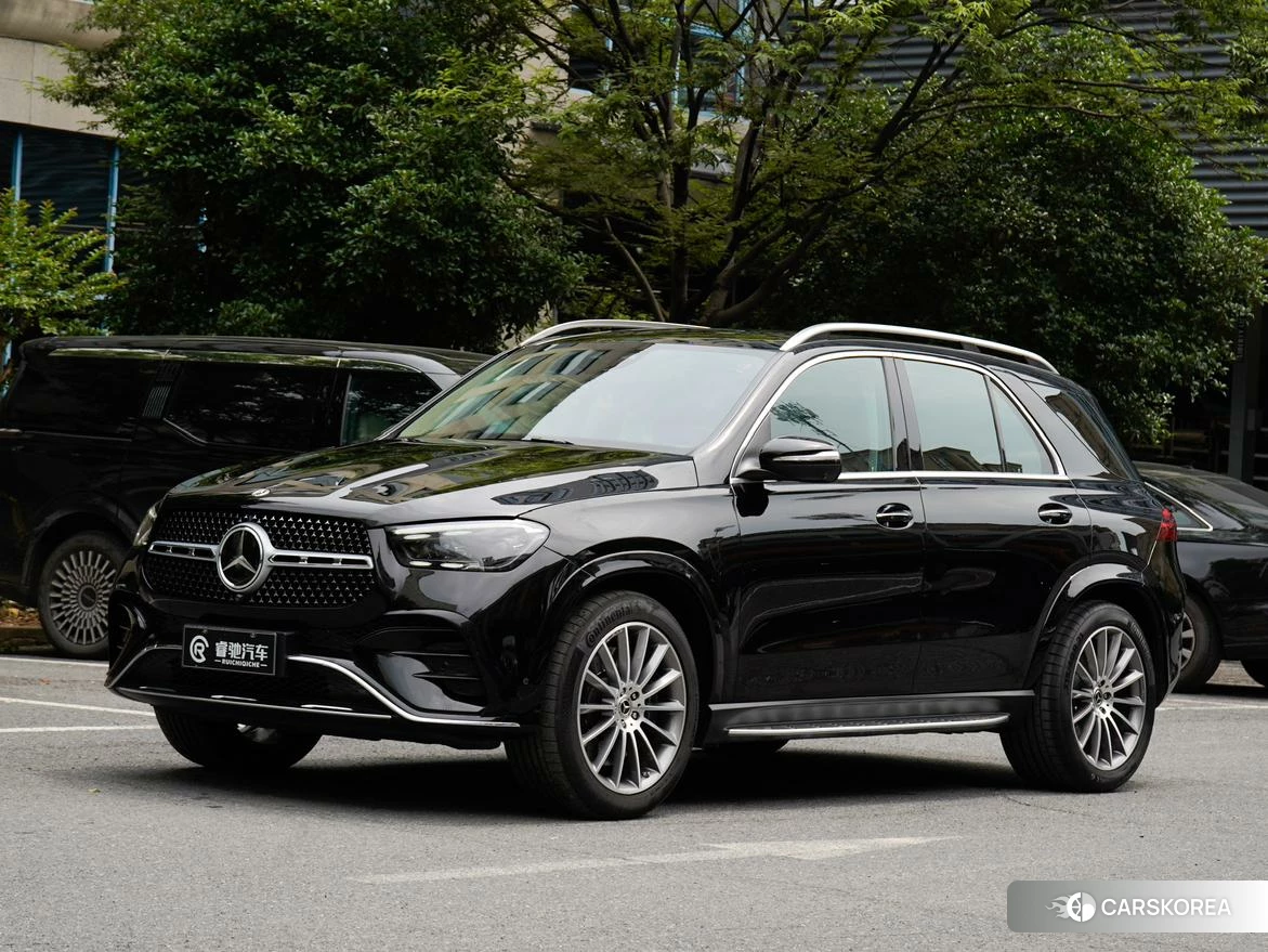 Mercedes-Benz GLE 2023 Черный из Китая, фото 3