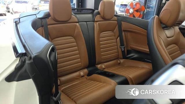 Mercedes-Benz C-Class W205 2019 Белый из Кореи, фото 3