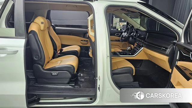 Kia Carnival 4th generation 2020 Белый из Кореи, фото 3