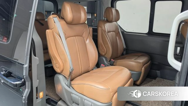Hyundai Staria 2021 Черный из Кореи, фото 3