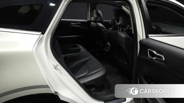 Kia Sportage 5th Generation Hybrid 2022 Белый из Кореи, фото 3