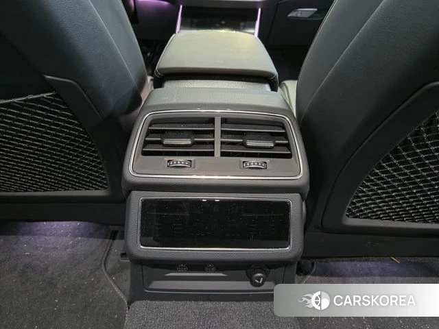 Audi A6 (C8) 2025 Белый из Кореи, фото 3