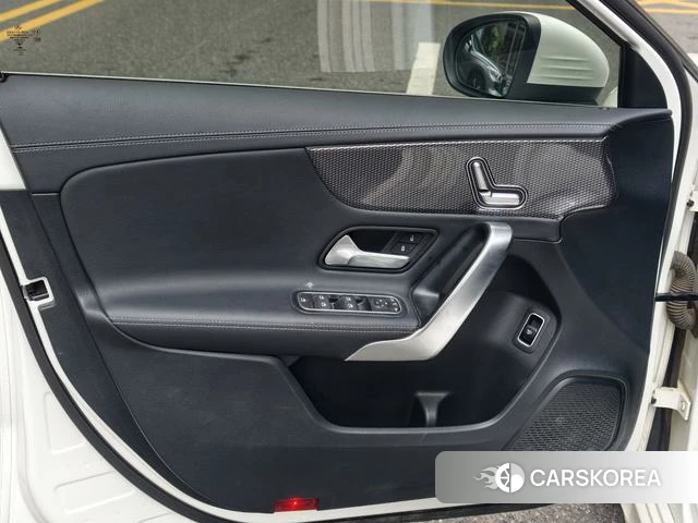 Mercedes-Benz A-Class 2021 Белый из Китая, фото 3