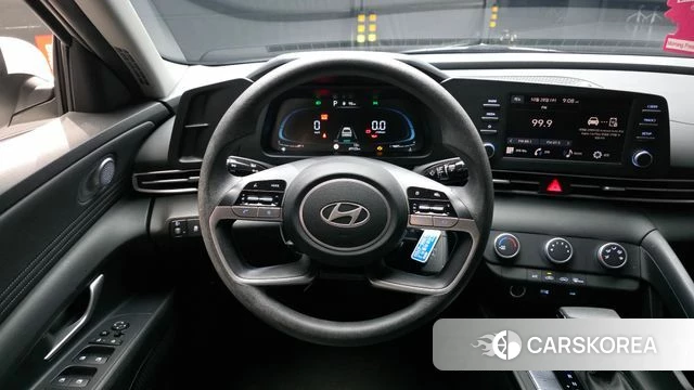 Hyundai The New Avante (CN7) 2023 Белый из Кореи, фото 3