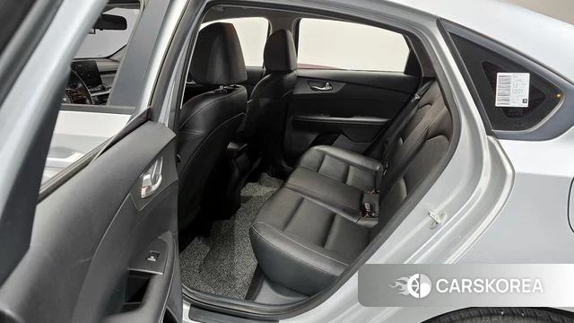 Kia Come New K3 2018 Серебристо-серый из Кореи, фото 3