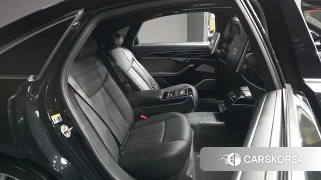 Audi A8 (D5) 2021 Черный из Кореи, фото 3