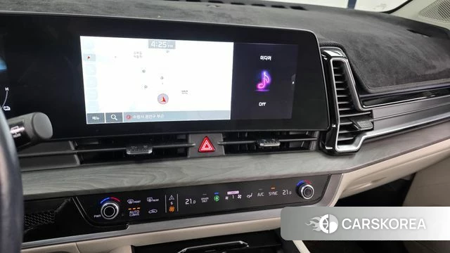 Kia Sportage 5th Generation Hybrid 2021 Черный из Кореи, фото 3