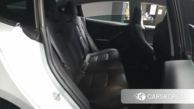 Tesla Model 3 2020 Белый из Кореи, фото 3