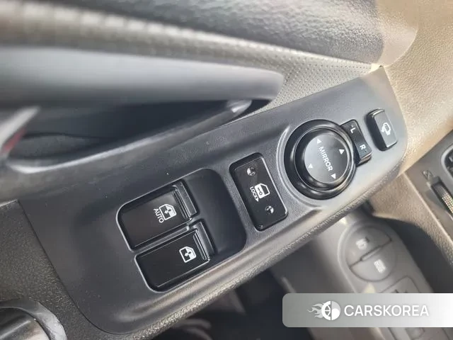 Hyundai The New Grand Starex 2018 Желтый из Кореи, фото 3
