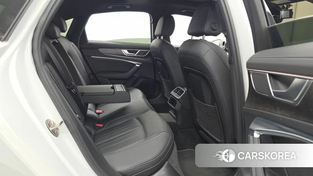 Audi A6 (C8) 2021 Белый из Кореи, фото 3