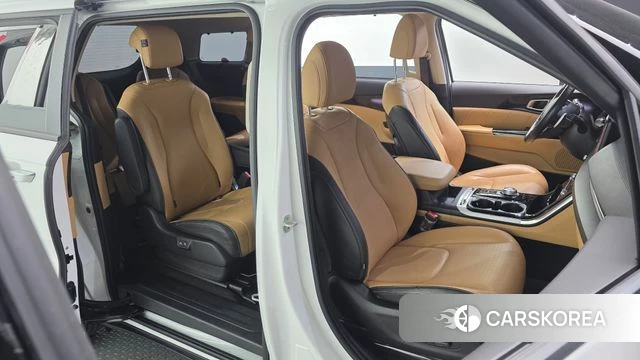 Kia Carnival 4th generation 2022 Белый из Кореи, фото 3
