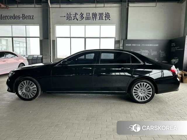 Mercedes-Benz E-Class 2022 Черный из Китая, фото 3