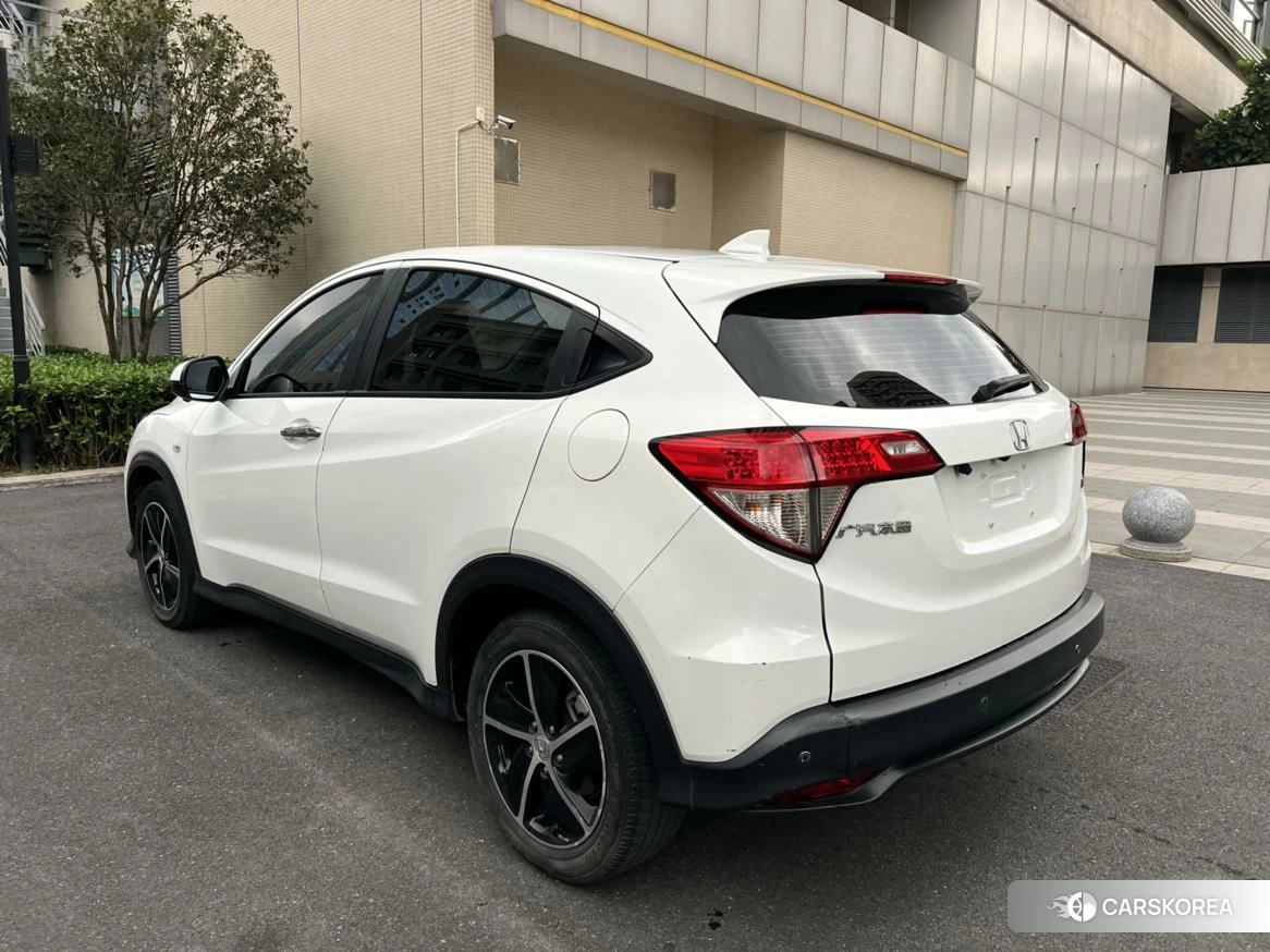 Honda Vezel 2020 Белый из Китая, фото 3