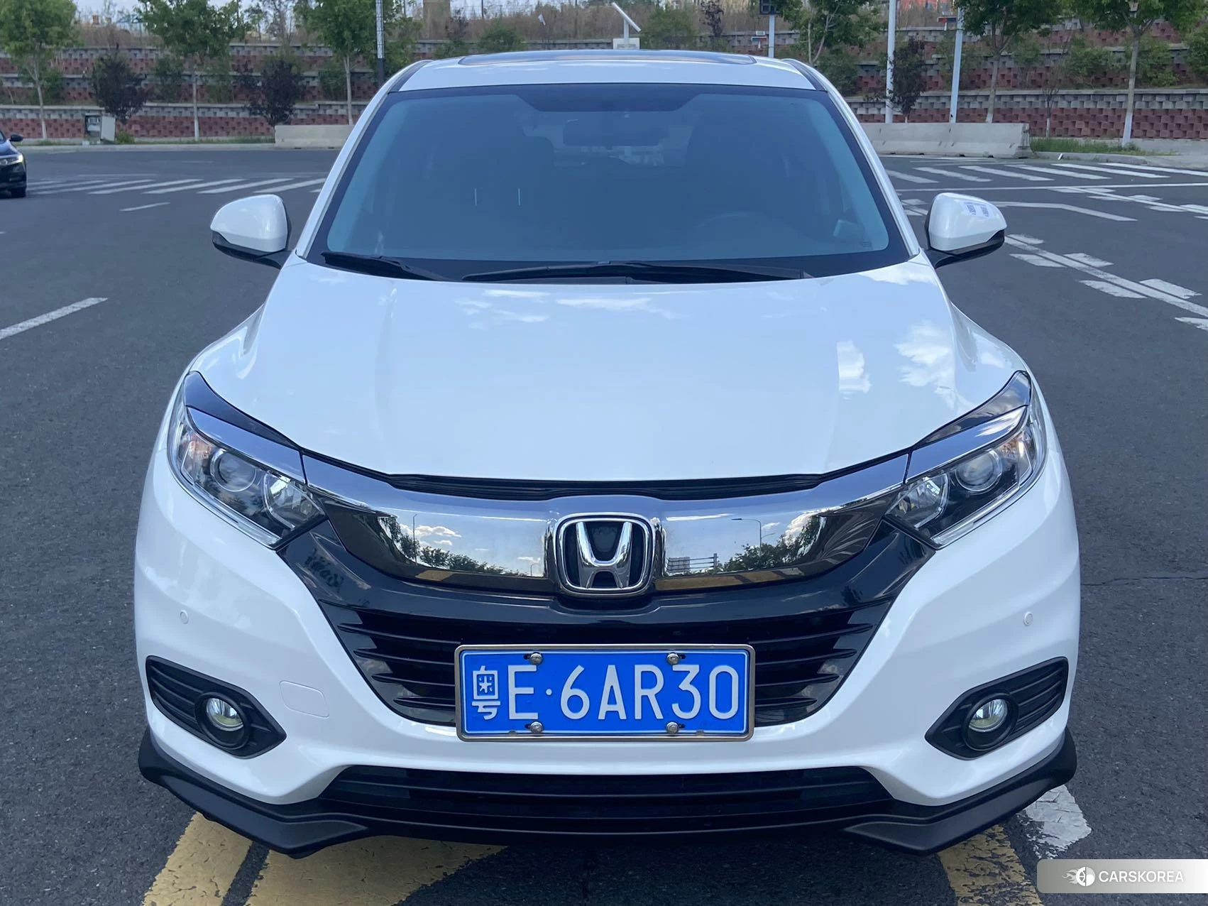 Honda Vezel 2021 Белый из Китая, фото 3
