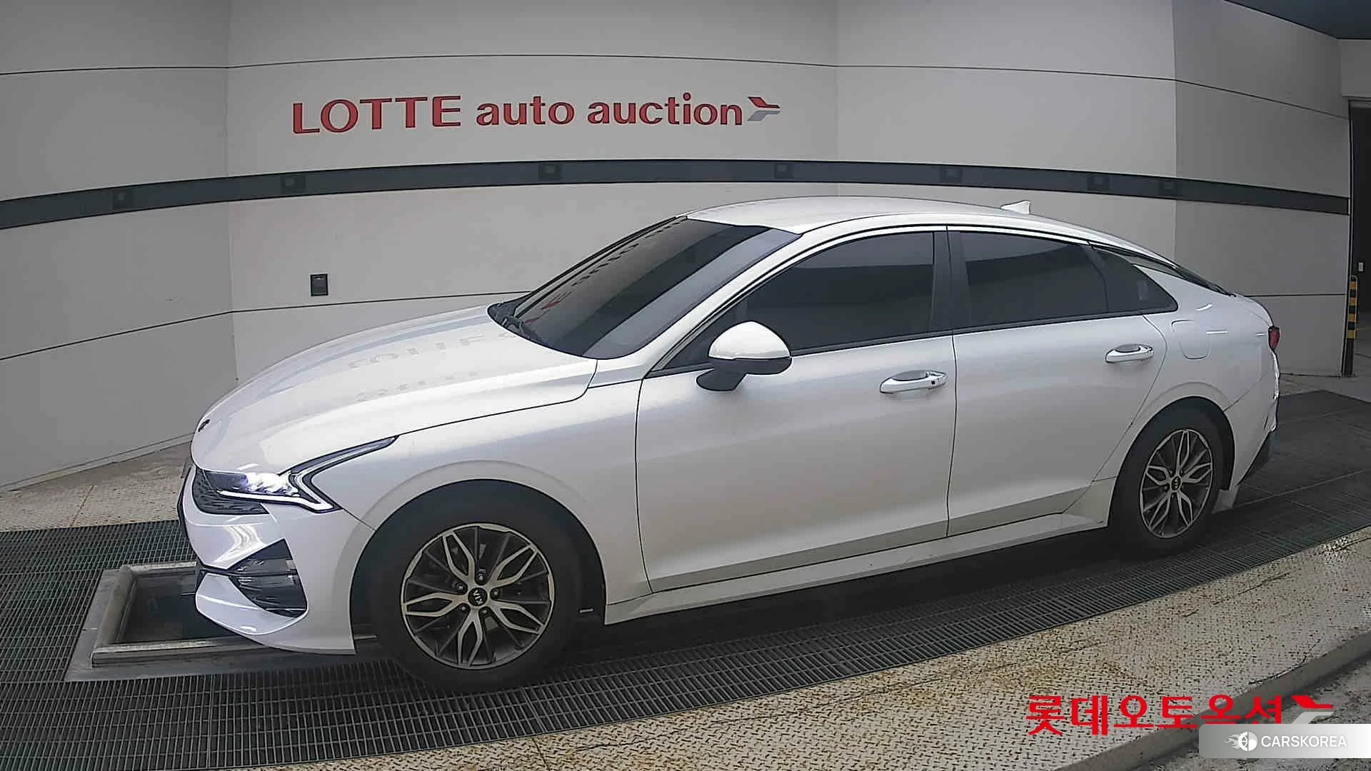 Kia K5 2021 Snow White Pearl (optional) из Кореи, фото 3