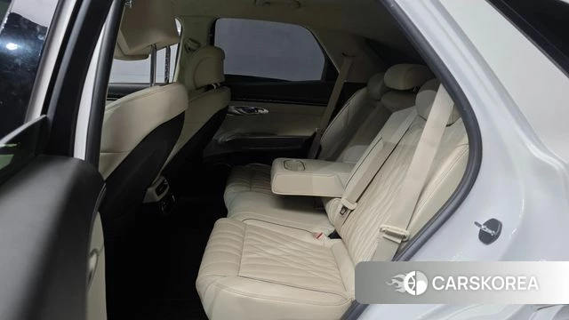 Genesis GV70 2022 Белый из Кореи, фото 3
