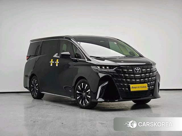 Toyota Alphard 2023 Черный из Китая, фото 3