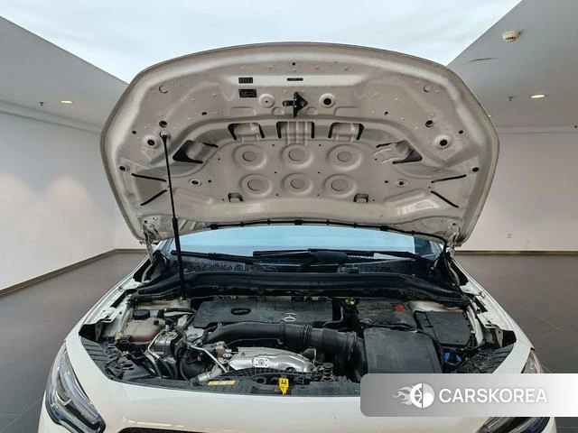 Mercedes-Benz GLA 2023 Белый из Китая, фото 3