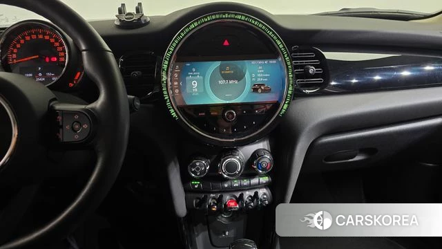 Mini Cooper 2022 Серебристо-серый из Кореи, фото 3