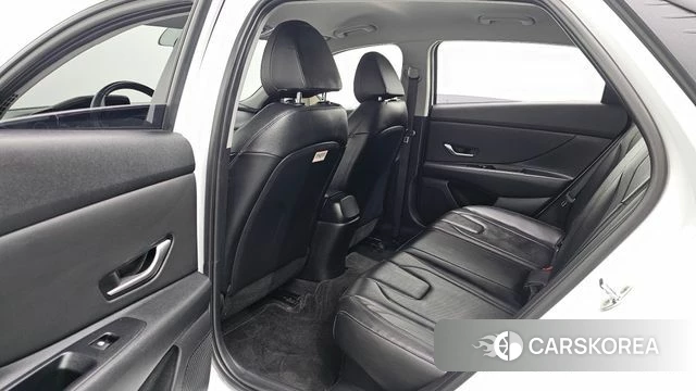 Hyundai Avante Hybrid (CN7) 2022 Белый из Кореи, фото 3