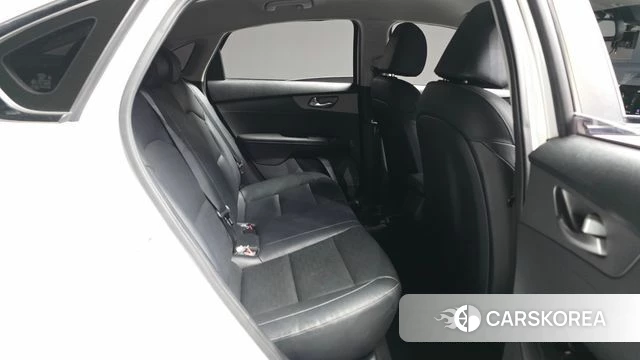 Kia Come New K3 2018 Белый из Кореи, фото 3